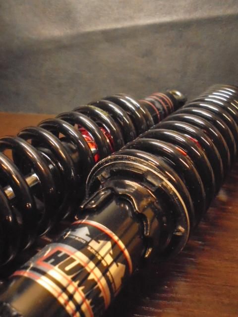 YSS リアサスペンション 340mmHUMMER 黒 - 崎田二輪通販 YSS リアサスペンション 340mmHUMMER 黒 - 崎田二輪通販