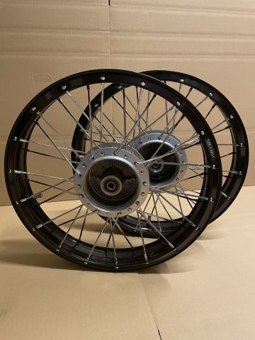 取扱終了】チューブレススポークホイール セットJA44 AA08 - 崎田二輪通販 スーパーカブ c100 行灯 6v カモメ c125