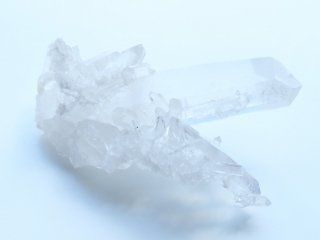 【Q197】水晶  / アーカンソーで生まれた水晶クラスター