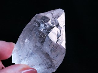 【Q254】水晶 / 心の免疫力を高めてくれるヒマラヤ産の原石水晶 