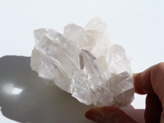 【Q311】水晶 / 幸せが訪れやすい環境を整えてくれる原石の水晶