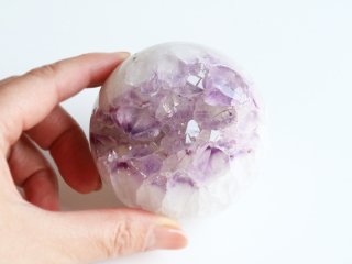 アメジスト（紫水晶）の商品一覧 | 幸せを呼ぶ天然石・パワーストーン 