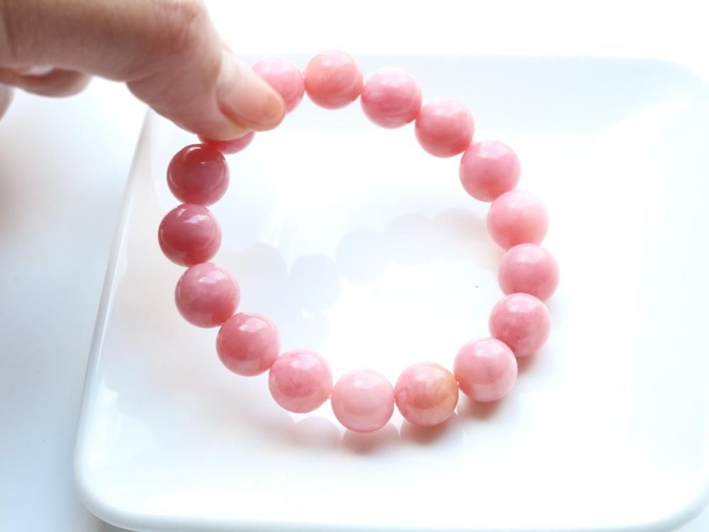 ピンクオパール / 毎日輝いて生きれるように守護してくれるブレスレット | 幸せを呼ぶ天然石・パワーストーン専門店 レアズアフェクション