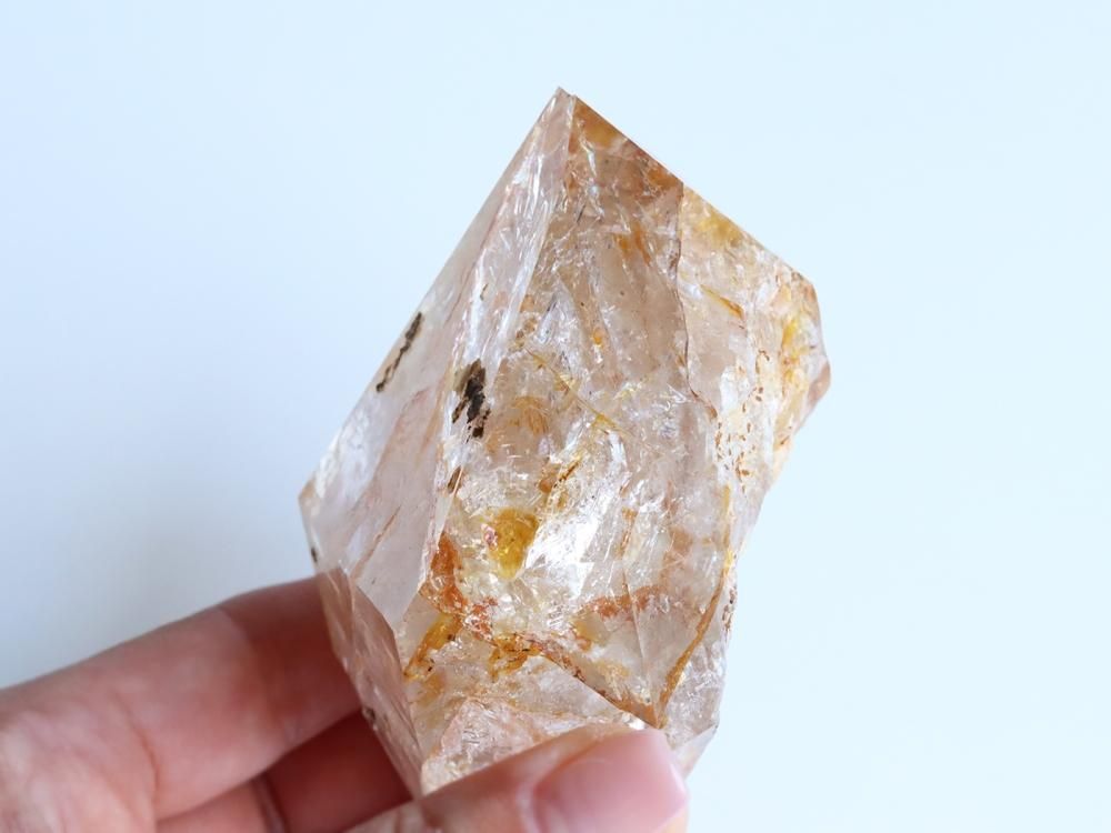 ヒマラヤ水晶 原石 高波動 虹入り アイリスクォーツ 天然石 パワーストーン 水晶 / 虹色の輝きが魅力の幸せを引き寄せるヒマラヤ・アイリス
