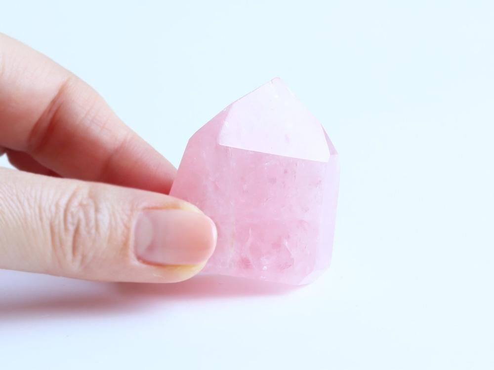 RQ47】ローズクォーツ / 女性を守護してくれる特別なパワーストーン29g