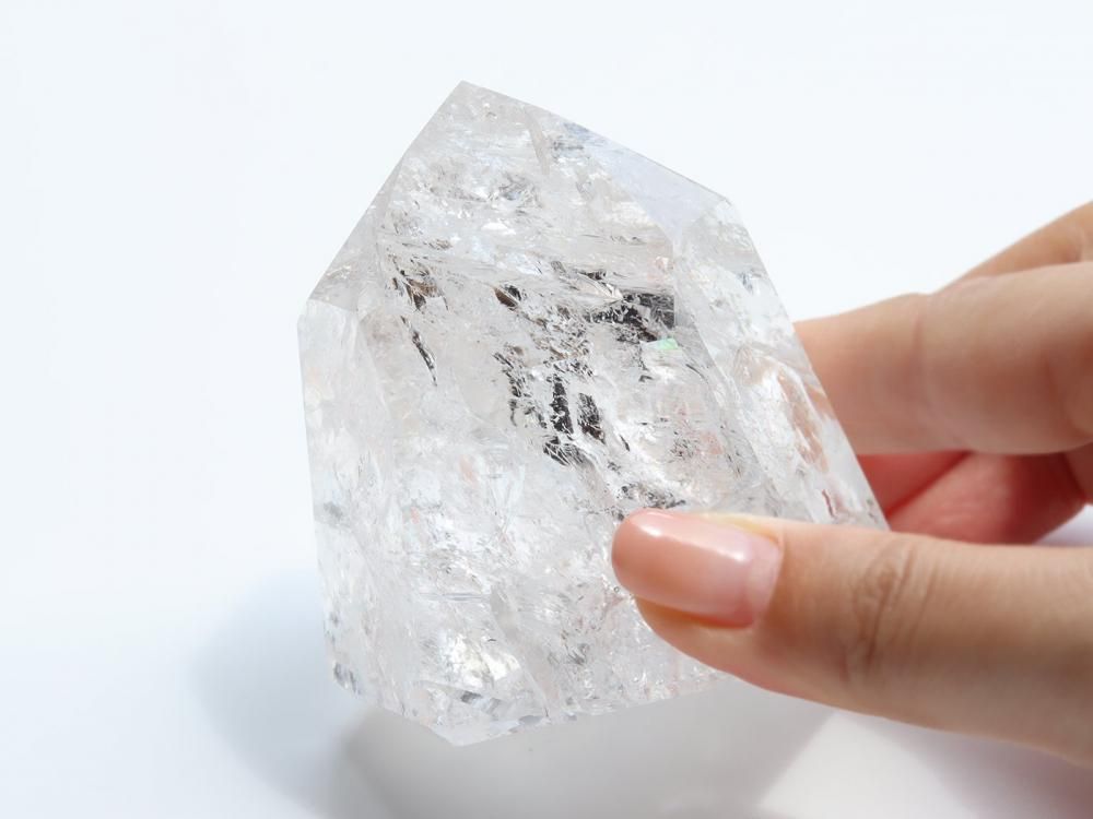 Q489】水晶 / 幸運体質に変えてくれるキラキラの美しいポイント Q489】水晶 / 幸運体質に変えてくれるキラキラの美しいポイント