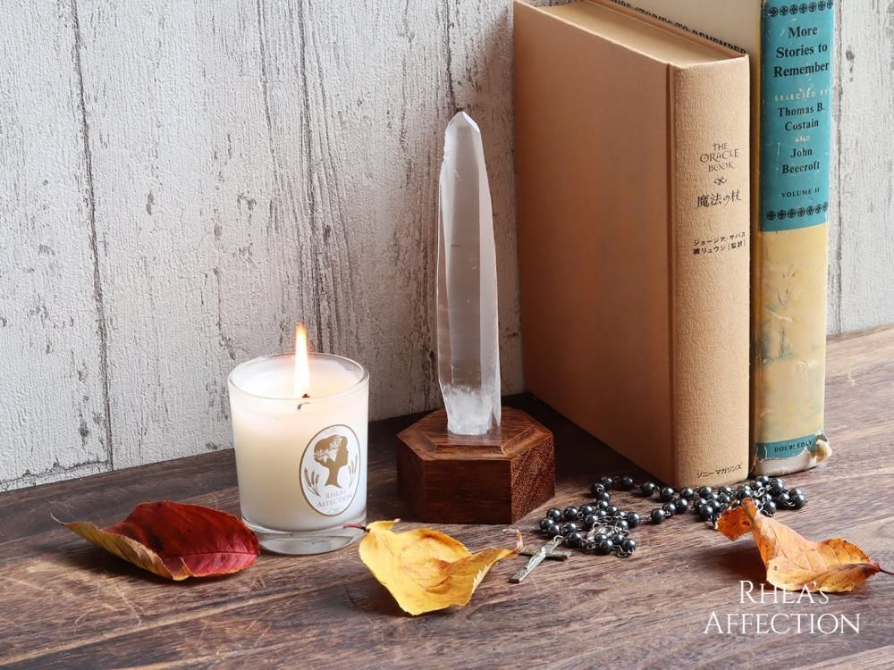 Q545】水晶 / 天に伸びるような神秘的なレーザーポイント