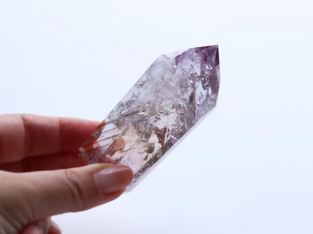 AT264】アメジスト / とても珍しい蛍光するファントム・アメジストの