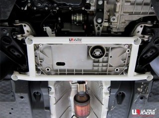 UltraRacingフロントメンバーブレース　　AUDI 8P A3/S3/RS3