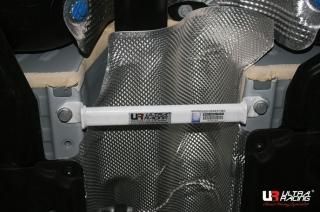 Ultraracing ミドルロアバー メルセデスベンツ A45 CLA45 GLA45