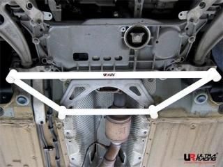 Ultraracing メンバーブレース アウディ 8J TT TTS TT-S