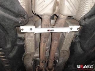 Ultraracing ミドルメンバーブレース メルセデスベンツ w221 Sクラス
