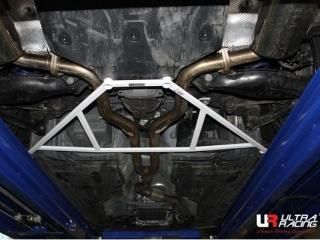 UltraRacing リアメンバーブレース メルセデスベンツ R172 SLK