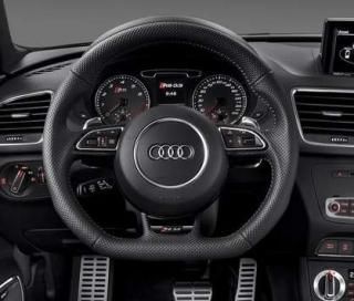 AUDI ǥ  8U RSQ3 ƥ󥰡