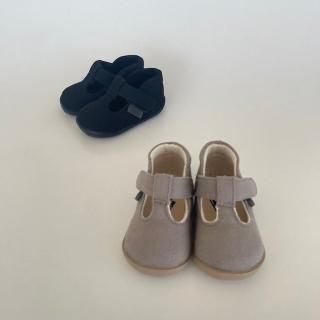 <img class='new_mark_img1' src='https://img.shop-pro.jp/img/new/icons23.gif' style='border:none;display:inline;margin:0px;padding:0px;width:auto;' />1812 Baby T-Strap 2025 SUMMER SALE
