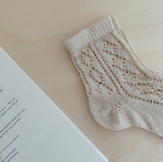 <img class='new_mark_img1' src='https://img.shop-pro.jp/img/new/icons14.gif' style='border:none;display:inline;margin:0px;padding:0px;width:auto;' />condor extrafine cotton openwork short socks / linen
