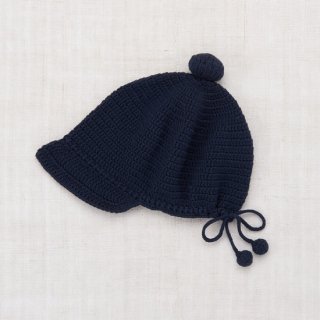 <img class='new_mark_img1' src='https://img.shop-pro.jp/img/new/icons14.gif' style='border:none;display:inline;margin:0px;padding:0px;width:auto;' />Misha and Puff Crochet Cap / Maritime Blue