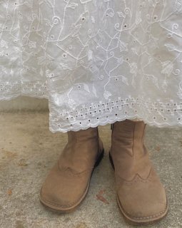 <img class='new_mark_img1' src='https://img.shop-pro.jp/img/new/icons14.gif' style='border:none;display:inline;margin:0px;padding:0px;width:auto;' />ronda lace skirt