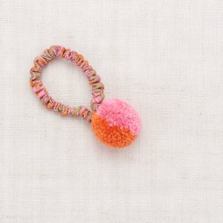 <img class='new_mark_img1' src='https://img.shop-pro.jp/img/new/icons52.gif' style='border:none;display:inline;margin:0px;padding:0px;width:auto;' />Misha and Puff Pom Pom Hair Tie / Bloom