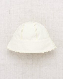 <img class='new_mark_img1' src='https://img.shop-pro.jp/img/new/icons14.gif' style='border:none;display:inline;margin:0px;padding:0px;width:auto;' />Misha and Puff Sunfish Sailor Hat - Marzipan