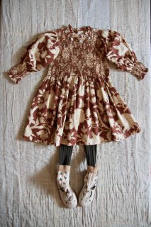 <img class='new_mark_img1' src='https://img.shop-pro.jp/img/new/icons14.gif' style='border:none;display:inline;margin:0px;padding:0px;width:auto;' />Bonjour Handsmock Dress - Autumnal Red Brown