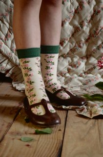 <img class='new_mark_img1' src='https://img.shop-pro.jp/img/new/icons14.gif' style='border:none;display:inline;margin:0px;padding:0px;width:auto;' />Bonjour Socks - Farandole Flowers