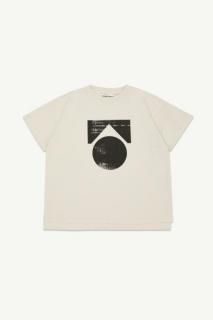 <img class='new_mark_img1' src='https://img.shop-pro.jp/img/new/icons14.gif' style='border:none;display:inline;margin:0px;padding:0px;width:auto;' />Main Story Oversized Tee / Lily White
