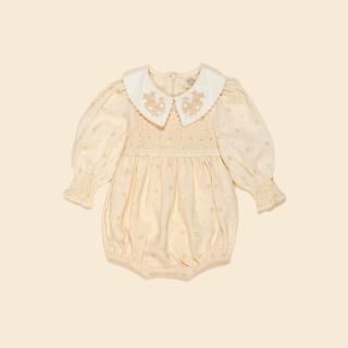 <img class='new_mark_img1' src='https://img.shop-pro.jp/img/new/icons14.gif' style='border:none;display:inline;margin:0px;padding:0px;width:auto;' />Apolina Baby Carey Romper - Broderie Anglaise