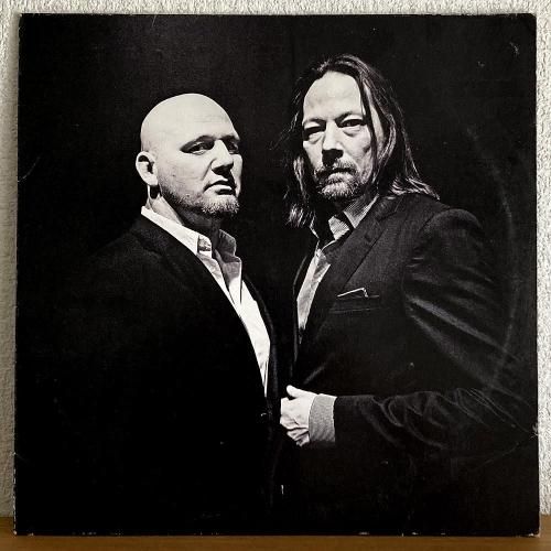 Ronny & Renzo / Heartbreak Theme (12