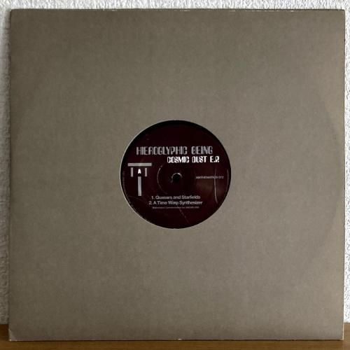 <img class='new_mark_img1' src='https://img.shop-pro.jp/img/new/icons6.gif' style='border:none;display:inline;margin:0px;padding:0px;width:auto;' />Hieroglyphic Being / Cosmic Dust E.P. (12