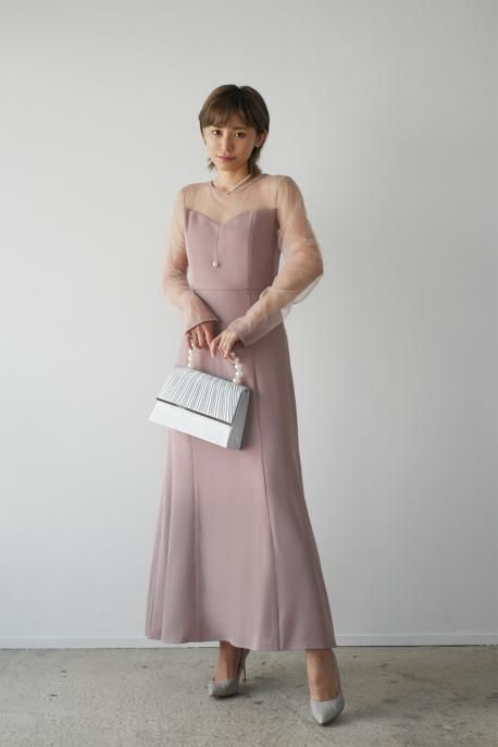 Maison Kitsuné】2025年春夏コレクションを着用したGISELLEの