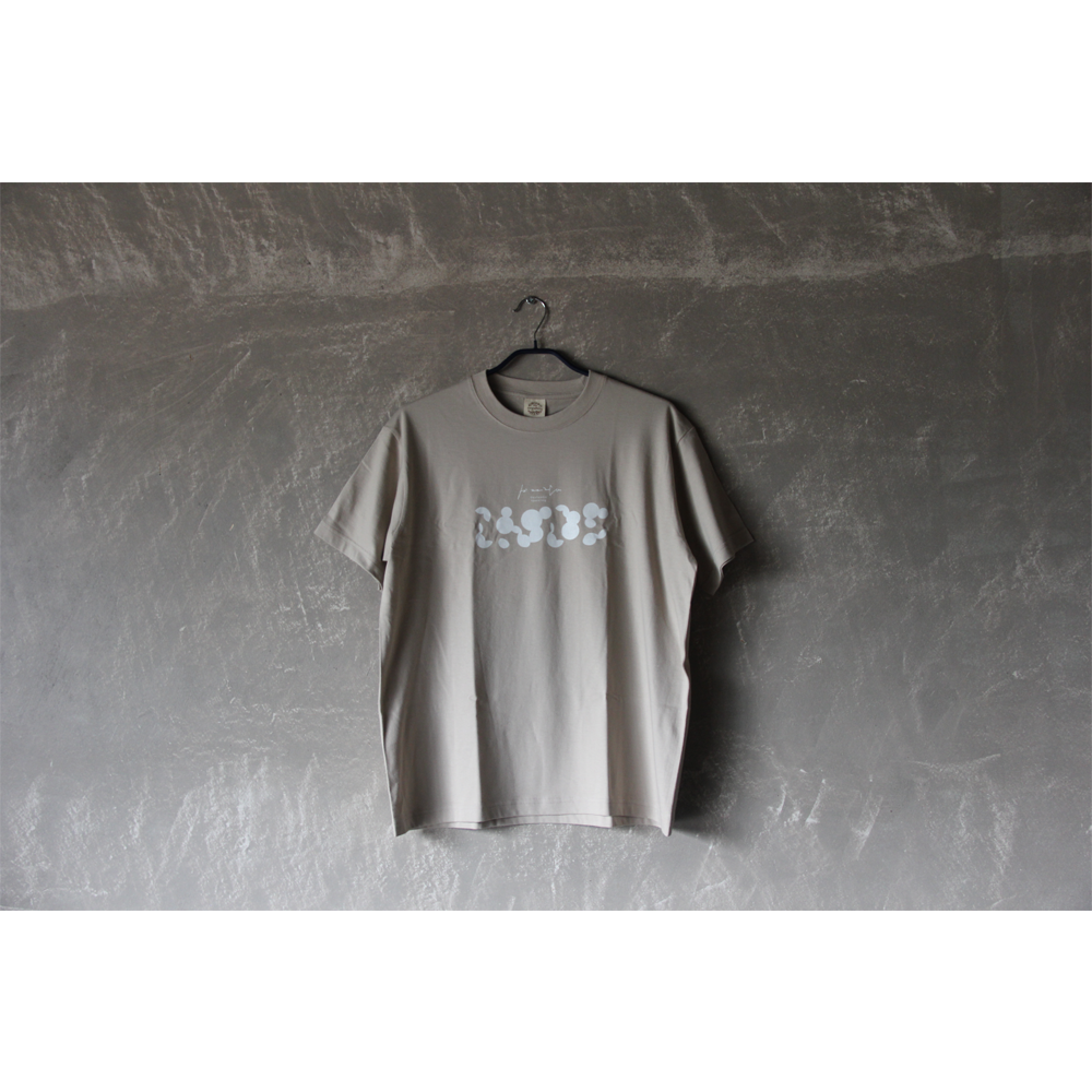 <img class='new_mark_img1' src='https://img.shop-pro.jp/img/new/icons5.gif' style='border:none;display:inline;margin:0px;padding:0px;width:auto;' />pizzica origin T(ミルクグレー)