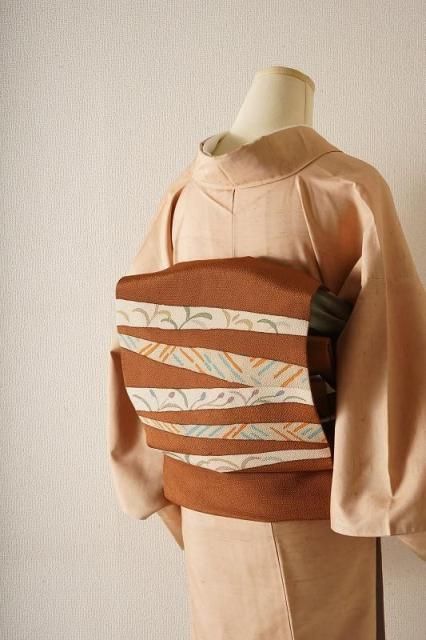 魚好きさん必見　名古屋帯カジュアル 青磁色 魚たちの夏名古屋帯 77,000円(税込)帯23-06-24ご売約済