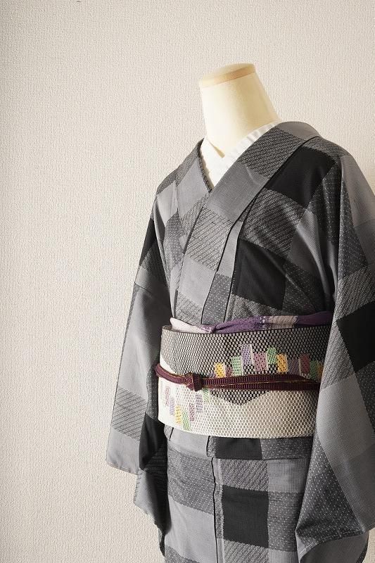 <img class='new_mark_img1' src='https://img.shop-pro.jp/img/new/icons14.gif' style='border:none;display:inline;margin:0px;padding:0px;width:auto;' />紺鼠色に市松絣の紬