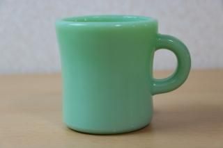 ミルクガラス　ヴィンテージ　ジェダイ　タオルバー コレクターを惹きつけてやまない！とろけそうな質感が素敵な