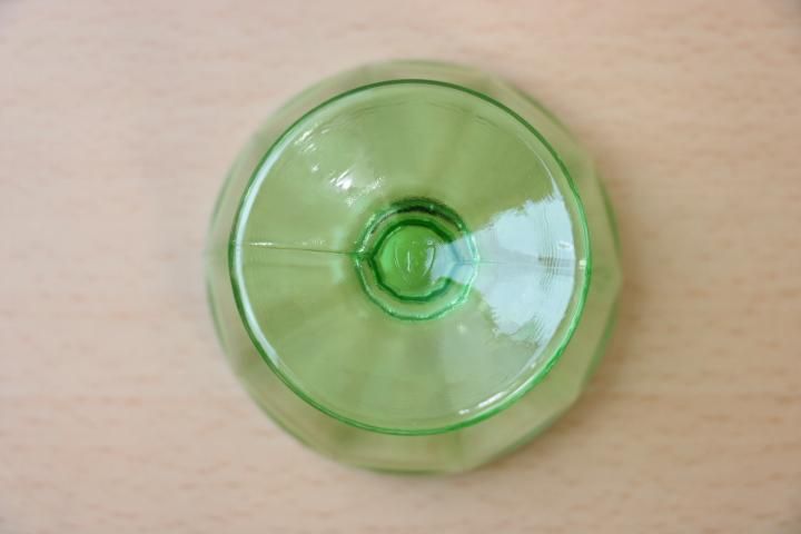 フェデラル ウランガラス ディプレッションガラス ディバイディッド