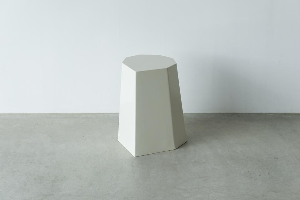Arnold Circus Stool（white ivory）／Martino Gamper