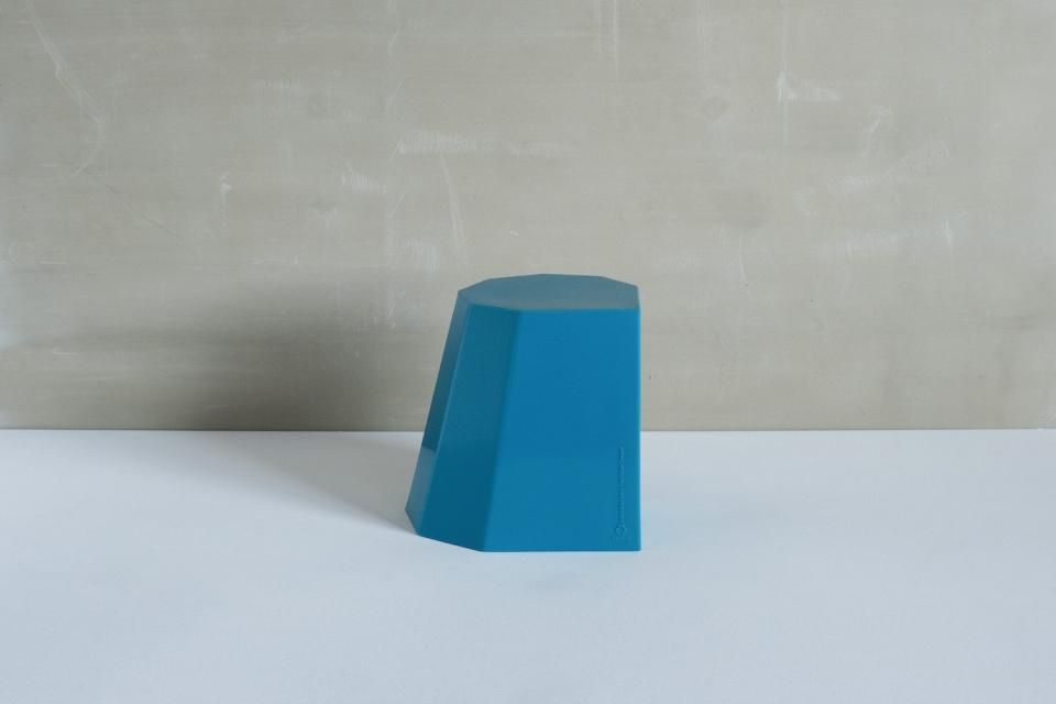 Arnoldino Stool（turquoise）／Martino Gamper