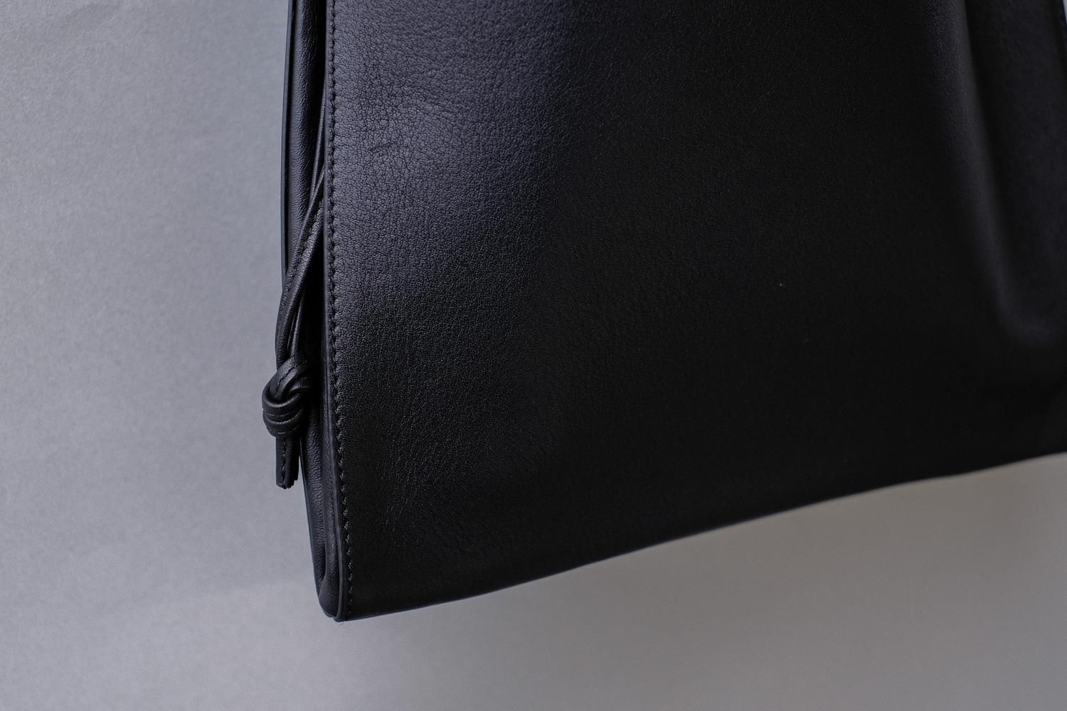 Smooth Leather TOTE M［BLACK］／Aeta