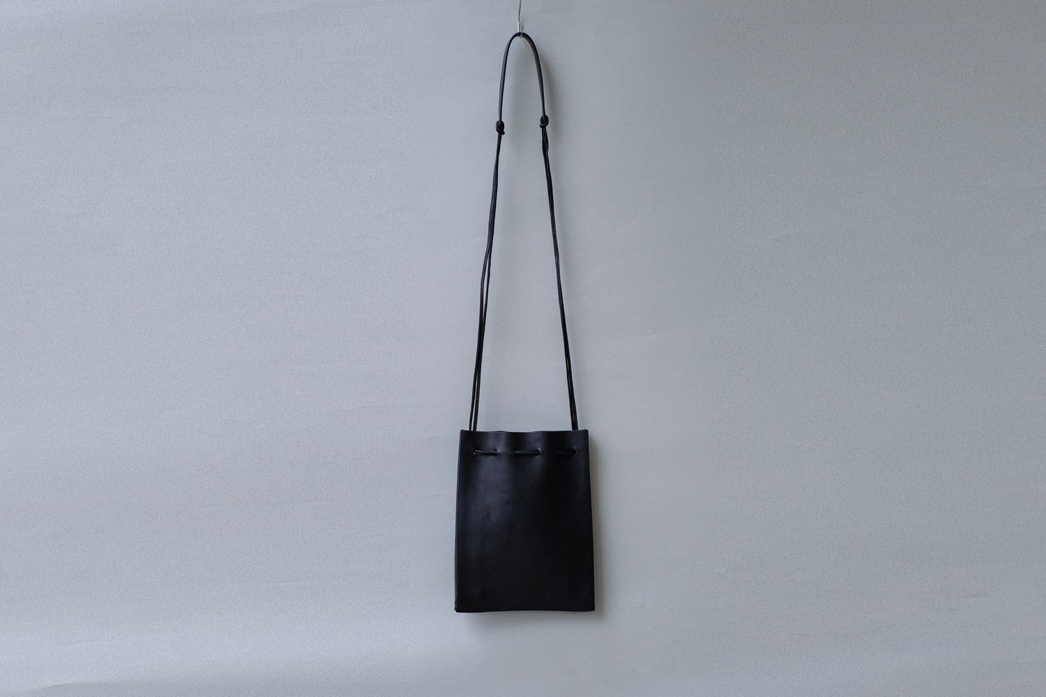 Smooth Leather SHOULDER S［BLACK］／Aeta