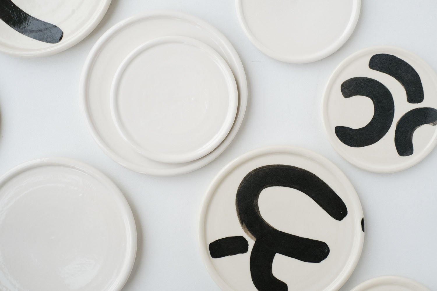 canowa 落ち葉デザイン 円形皿 canowa 落ち葉デザイン 円形皿 canowa 落ち葉デザイン 円形皿