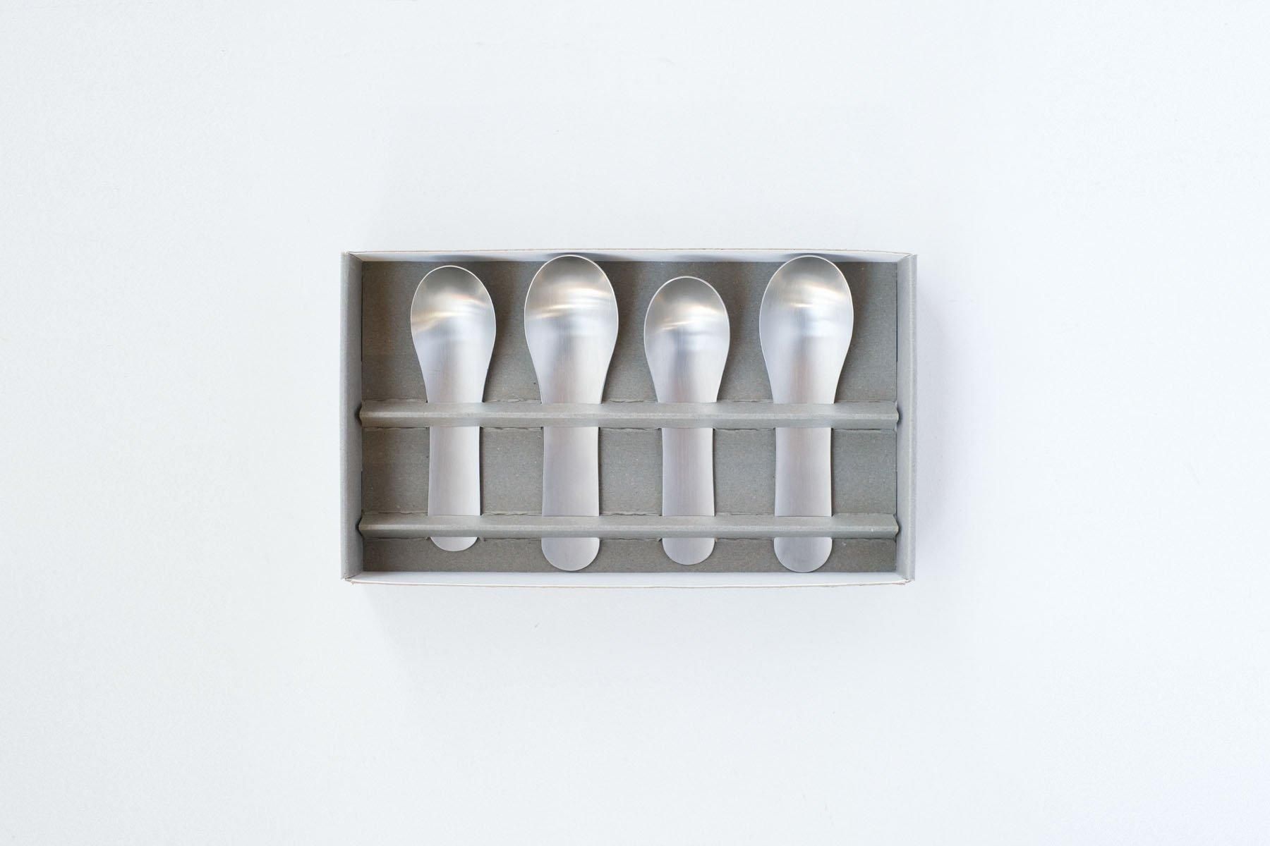 ✴︎Bing 9'4\" Silver Spoon ✴︎インナー、ハードケースセット✴︎ ANYA HINDMARCH アニヤ ハインドマーチ Passport Case Eyes in