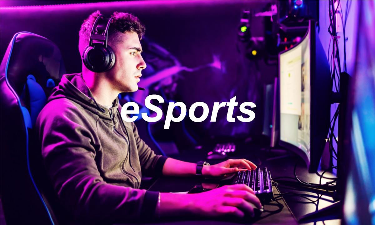 eスポーツ大会トロフィー贈呈シーン
