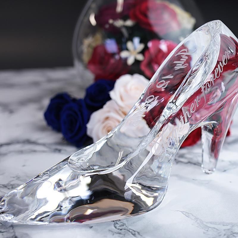 【シンデレラ】ガラスの靴 クリスタルガラスの靴 | シンデレラ - クリスタルトロフィー・ガラス