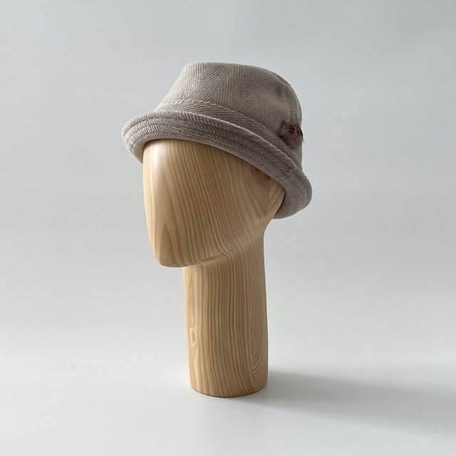 <img class='new_mark_img1' src='https://img.shop-pro.jp/img/new/icons20.gif' style='border:none;display:inline;margin:0px;padding:0px;width:auto;' />Wool Tyrolean Hat