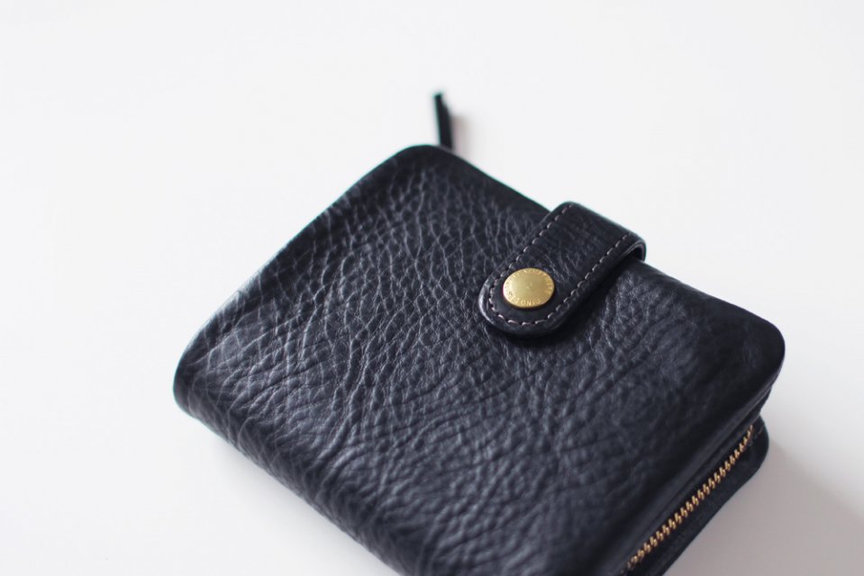 メンズファッション 財布、帽子、ファッション小物 CINQ/2つ折り財布（ブラック） - BOWKNOT