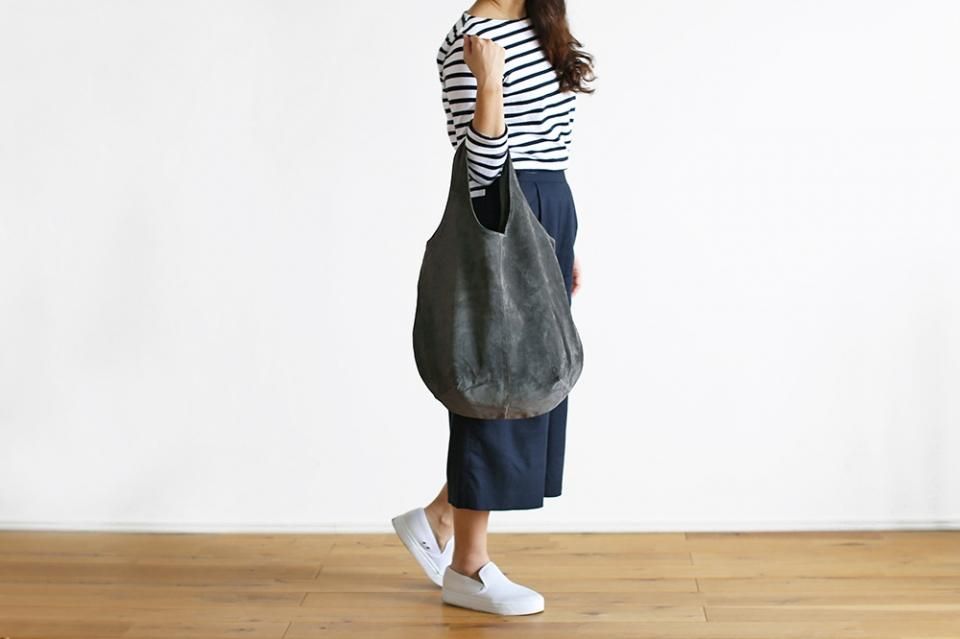【取り扱い終了】leatheria/washable ドロップトートバッグ(グレー)