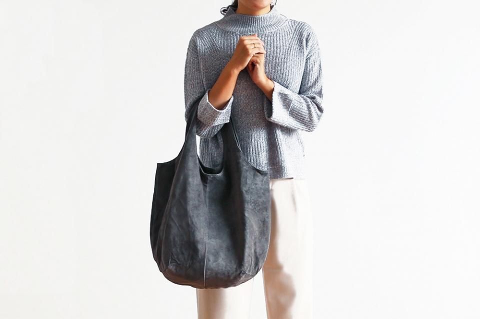 取り扱い終了】leatheria/washable ドロップトートバッグ