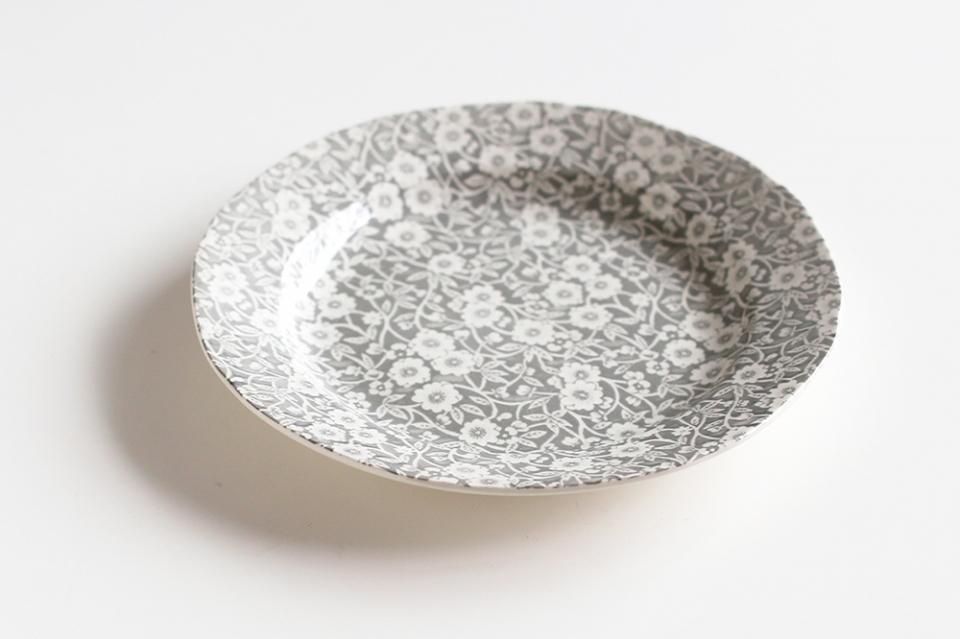 【廃番】 Burleigh Black Calico プレート25cm 廃番】 Burleigh Black Calico プレート25cm