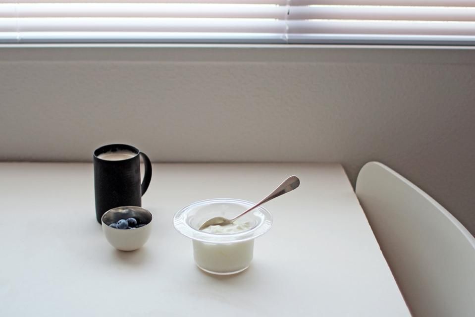 稲葉知子さん　帽子カップ 稲葉知子/帽子カップ（中） - BOWKNOT